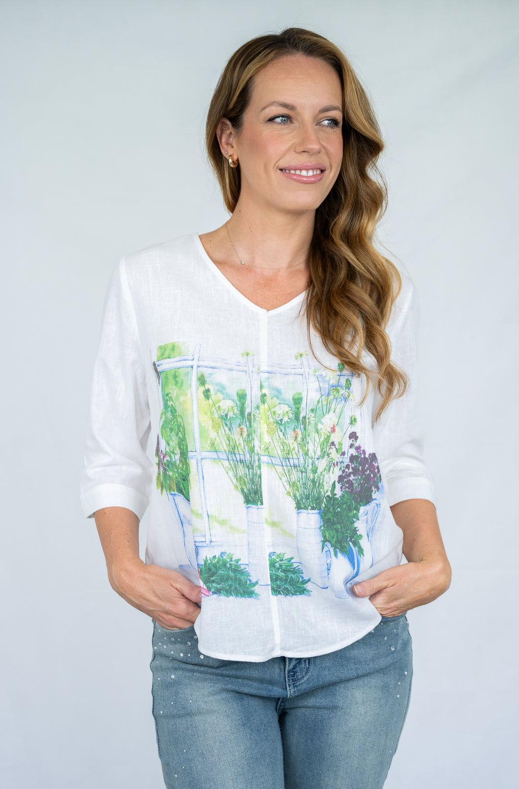 JOLIE SAULE GARDEN PRINT V NECK TOP