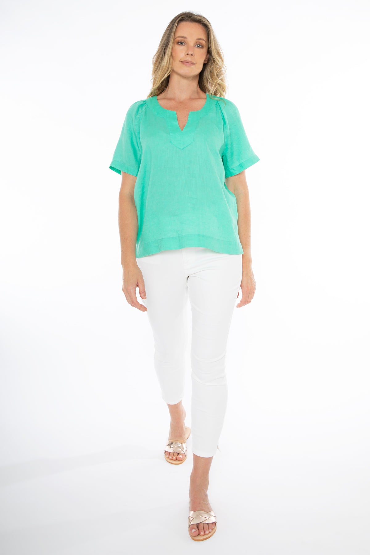 JUMP V NECK FLUTTER SHORT SLEEVE TOP