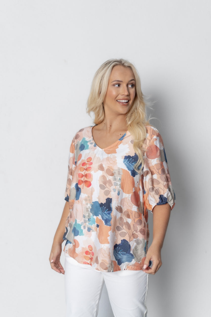 WILLOW TREE LEAVES PRINT V NECK TOP