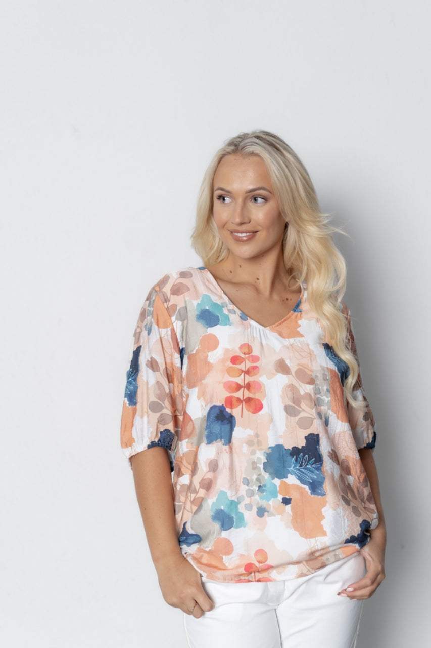 WILLOW TREE LEAVES PRINT V NECK TOP