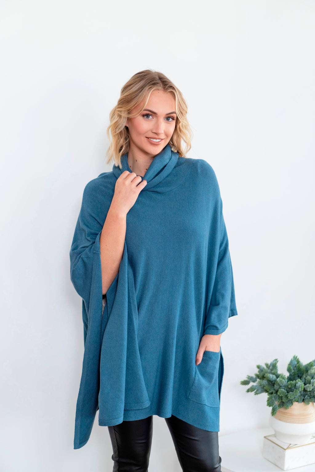 WILLOW TREE TURTLENECK PONCHO