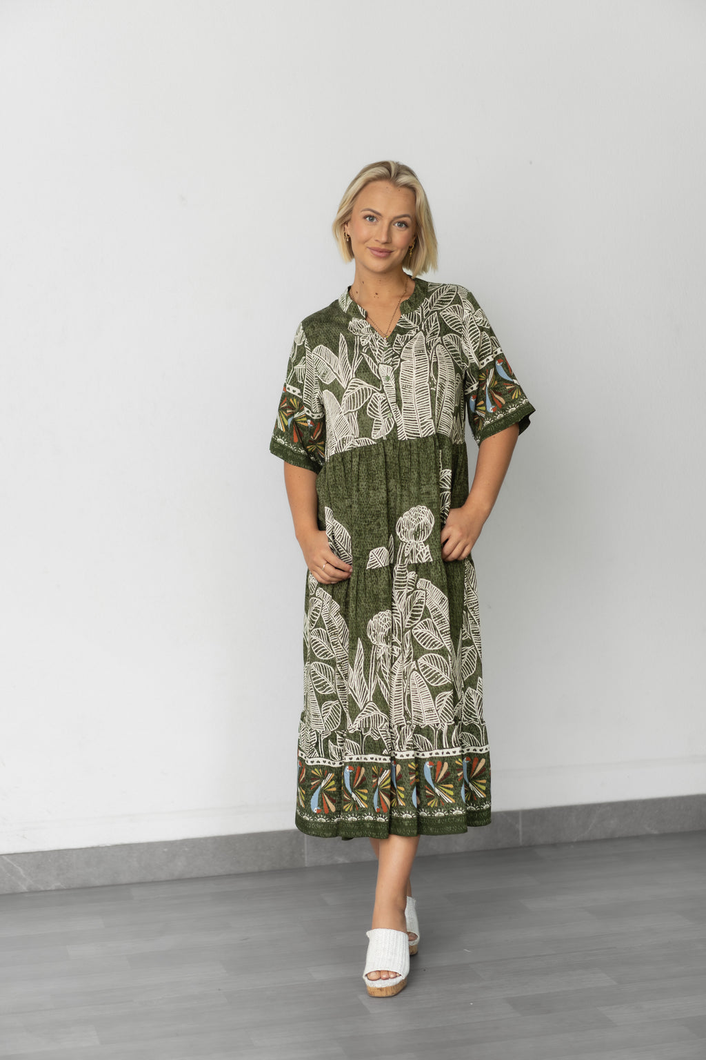 JOLIE SAULE JUNGLE PRINT SPLIT NECK TIERED DRESS