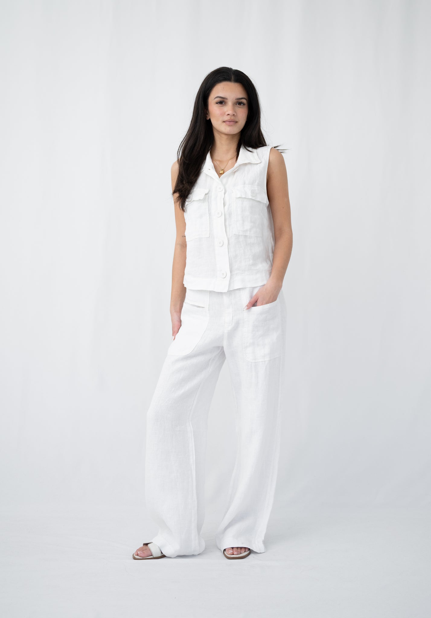 MADE IN ITALY LINEN VEST WITH POCKET