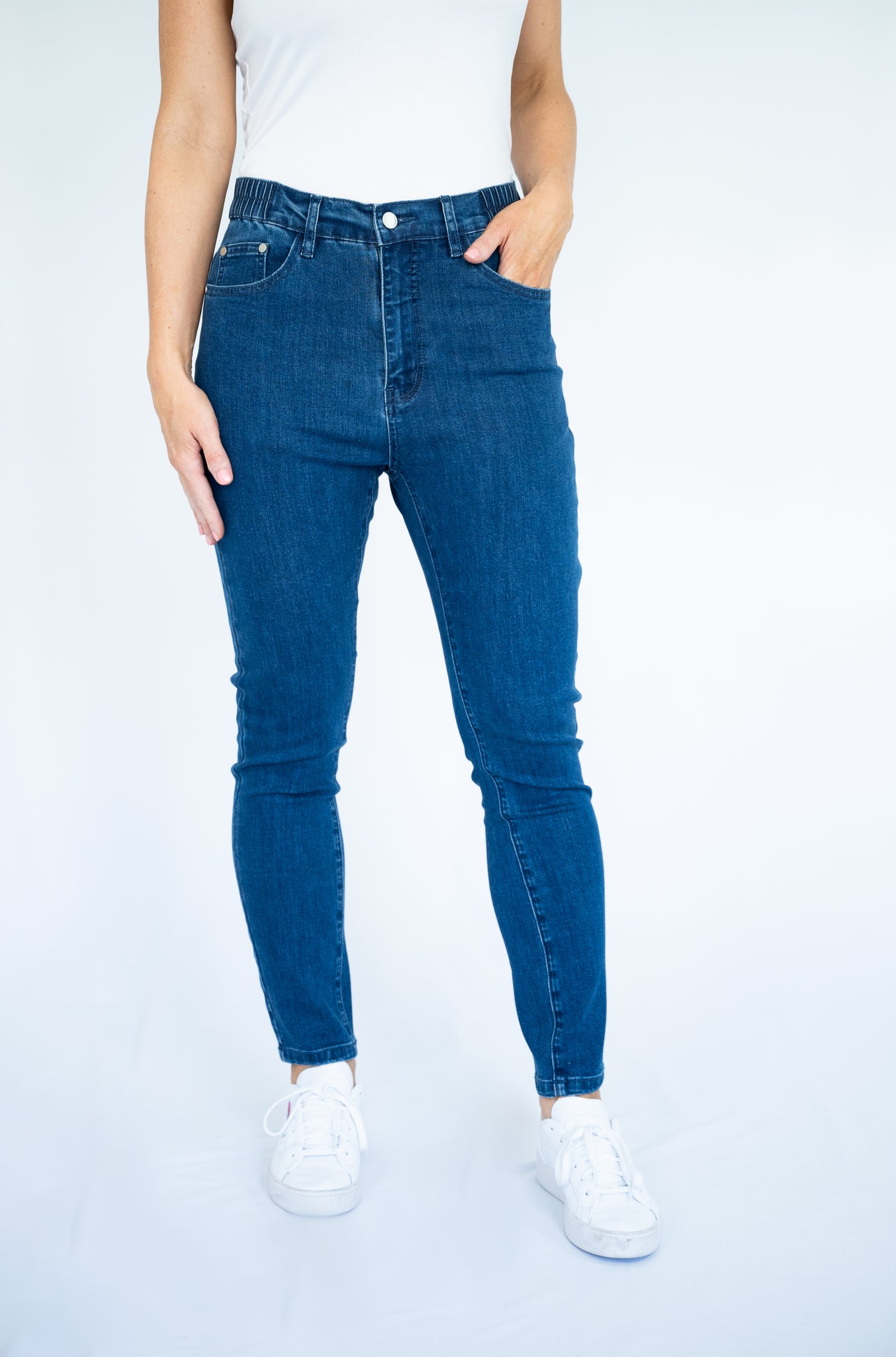 WILLOW TREE SIDE ELASTIC WAIST SKINNY STRETCH JEAN