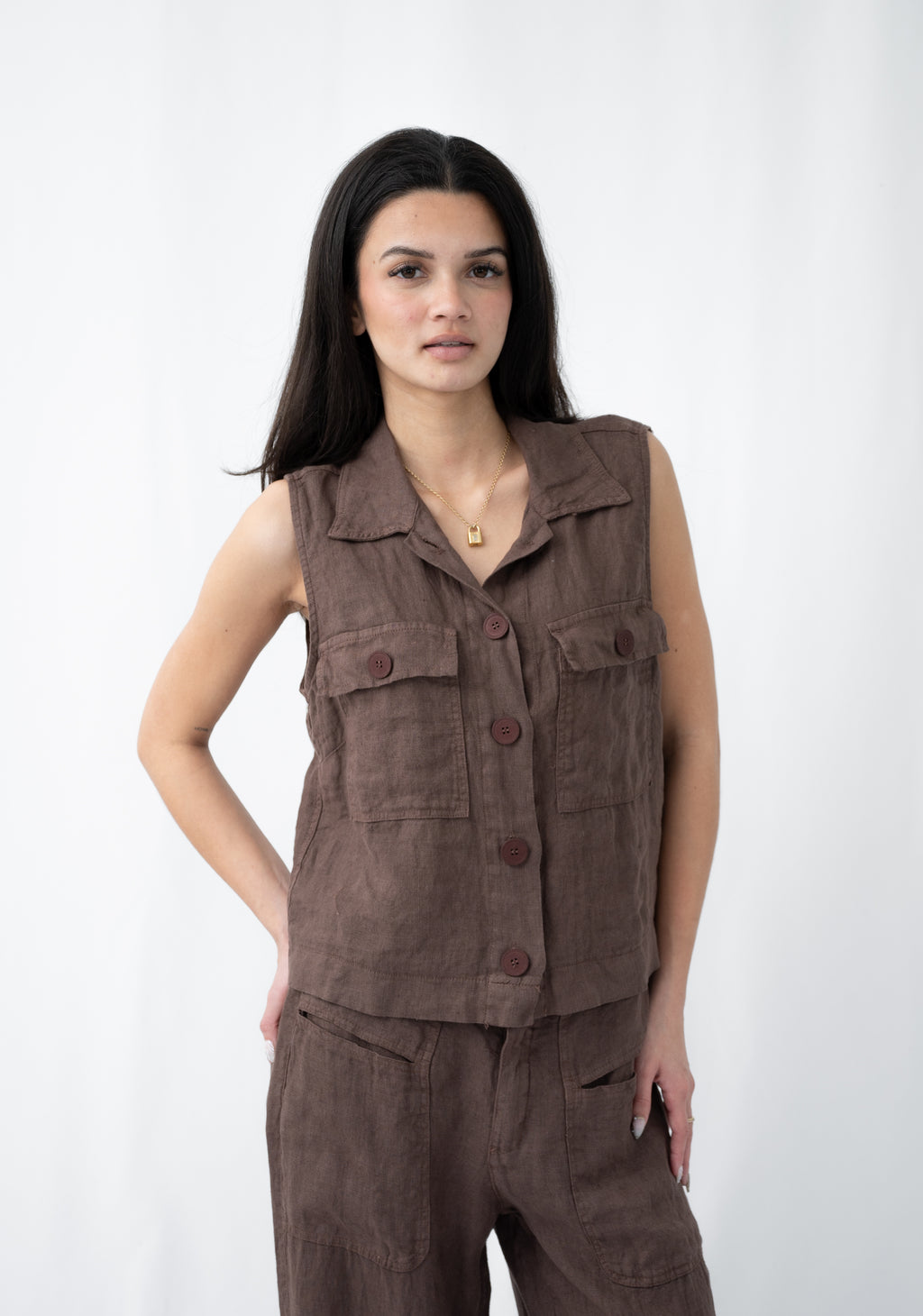 MADE IN ITALY LINEN VEST WITH POCKET