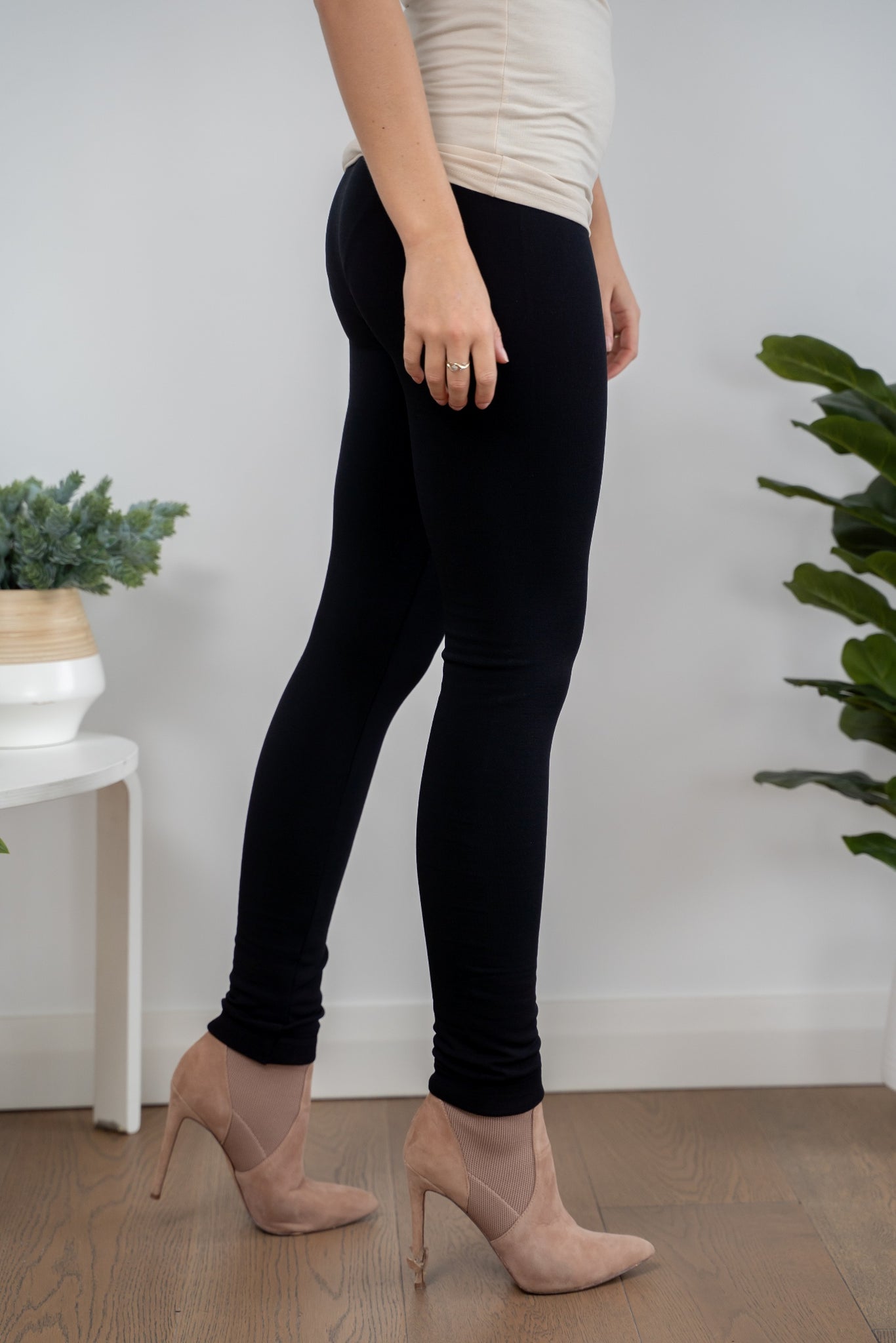 MISSY Q WIDE WAIST SEAMLESS IN FLEECE LEGGING
