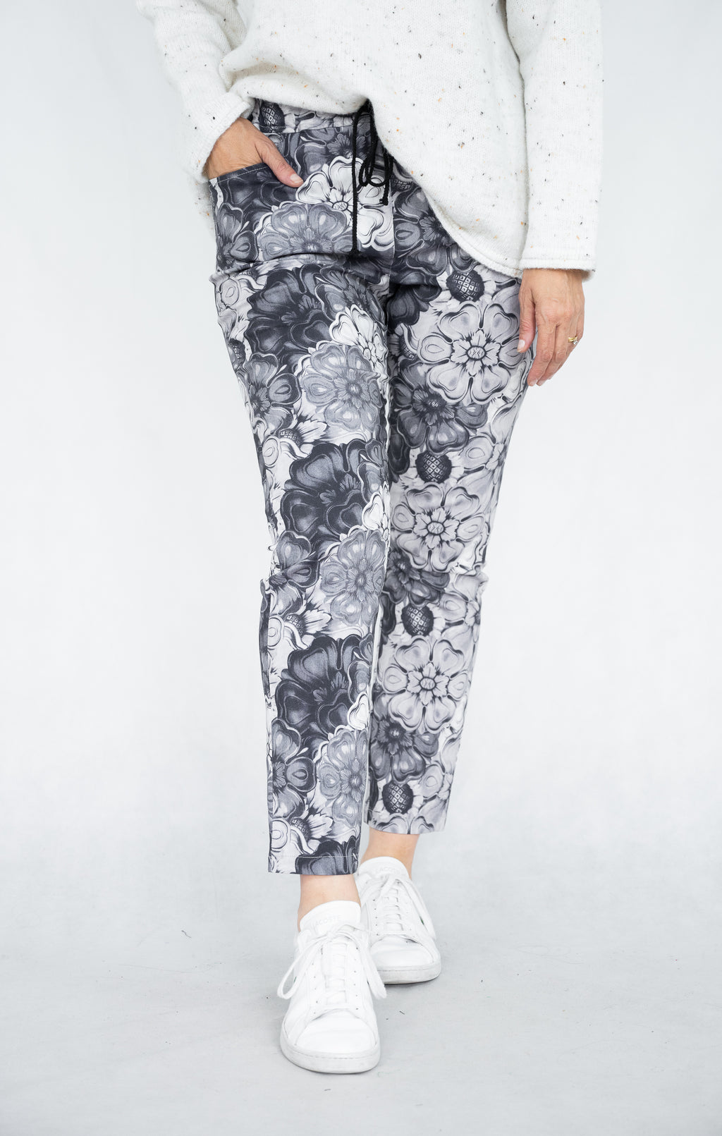 JOLIE SAULE FLORAL PRINT STRETCH PULL ON PANT