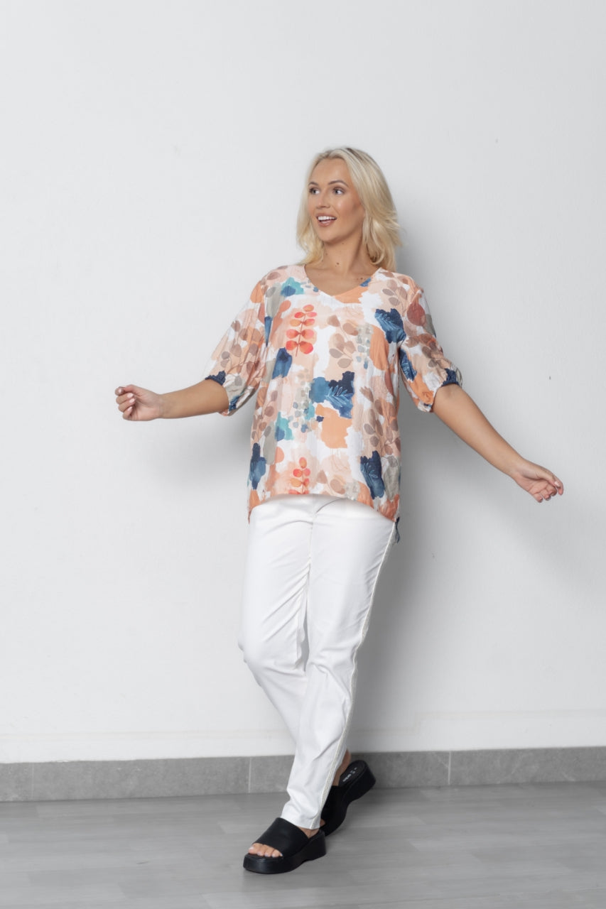 WILLOW TREE LEAVES PRINT V NECK TOP