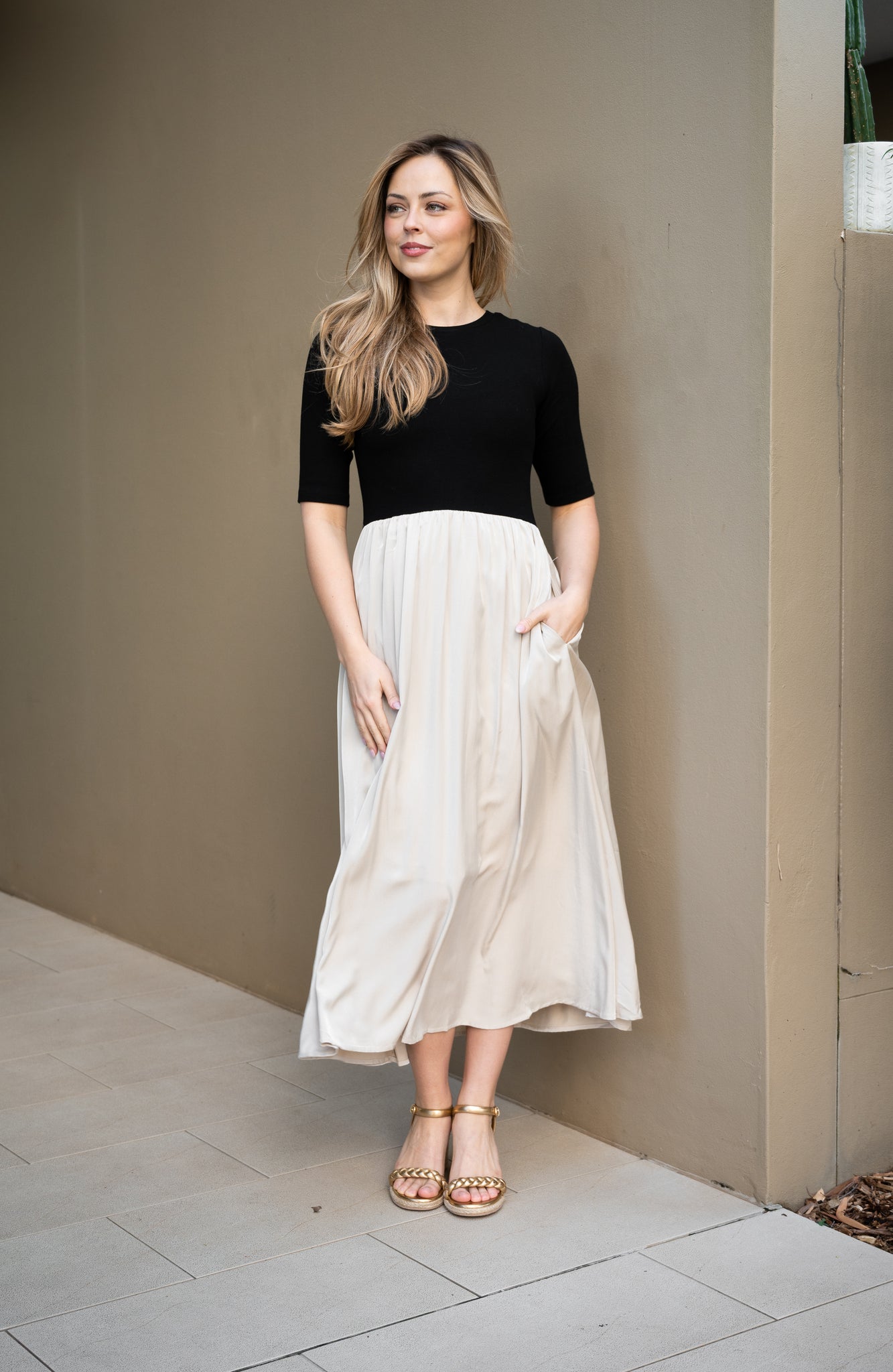 FRIA RIB TOP CONTRAST FULL DRESS