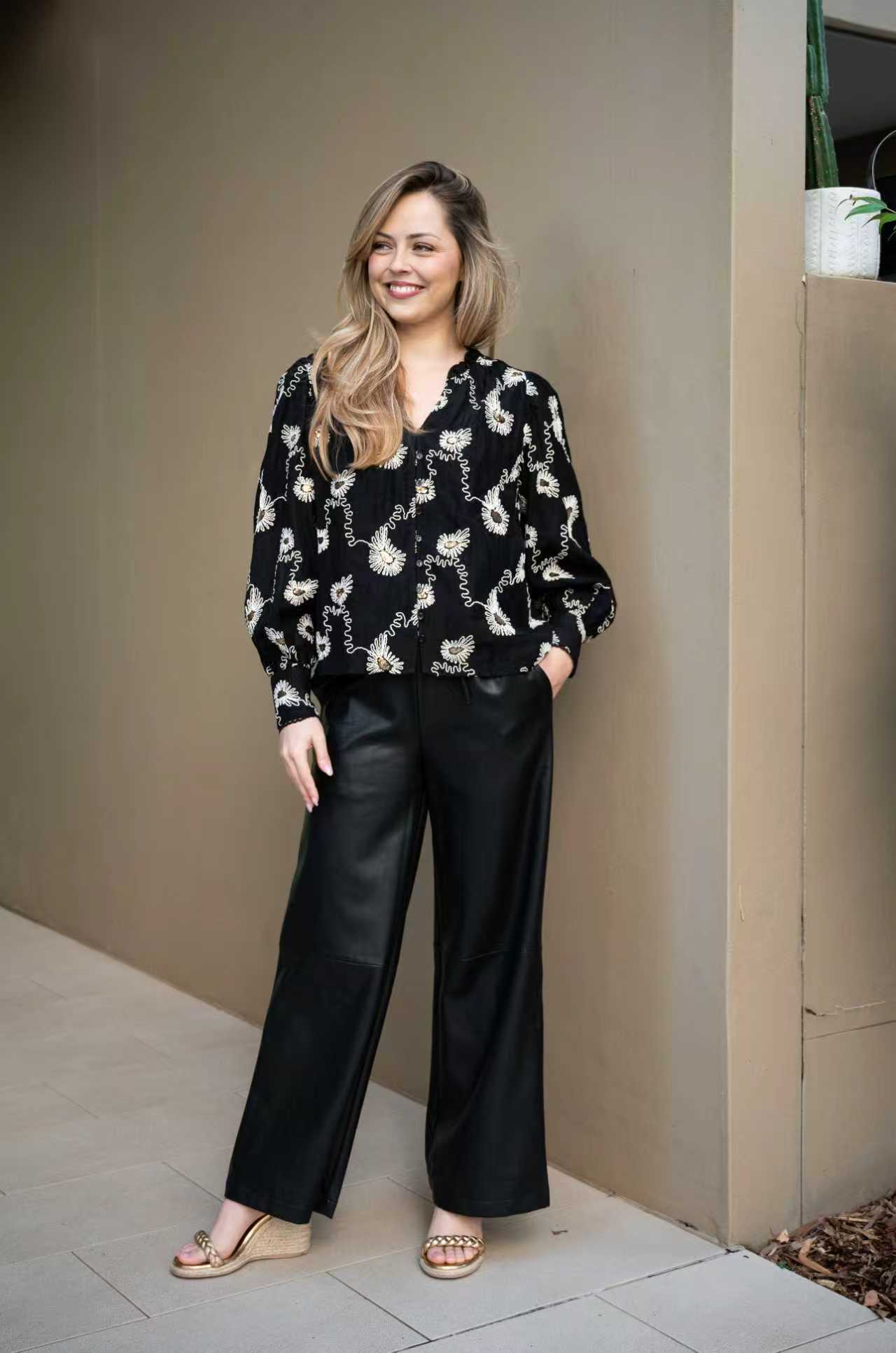 FRIA SEQUIN EMBRODER BLOUSE
