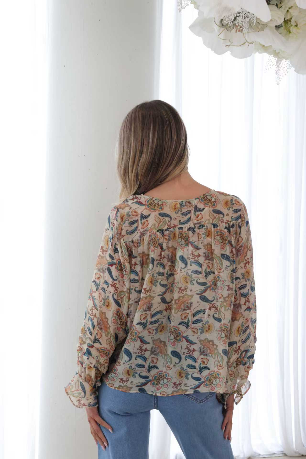 FRIA VINTAGE FLORAL RUFFLE BLOUSE
