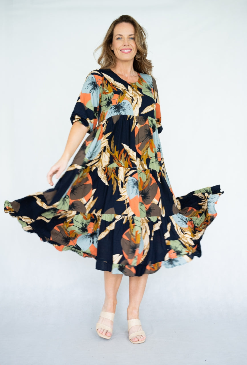 WILLOW TREE LEAVE PRINT 3Q PLEATED SLEEVE TIERED DRESS