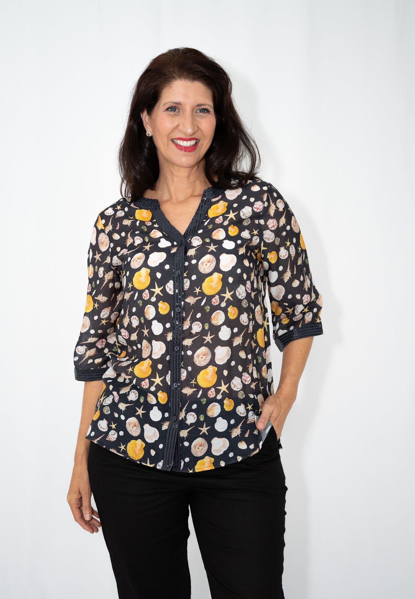 WILLOW TREE SEASHELL PRINT SLOT NECK SEQUIN SHIRT