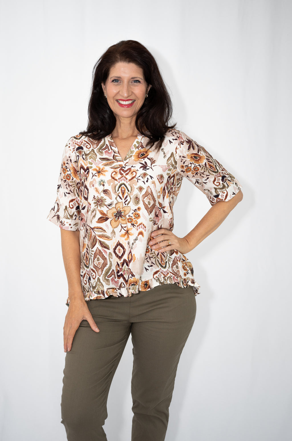 WILLOW TREE ABSTRACT PRINT V NECK TOP