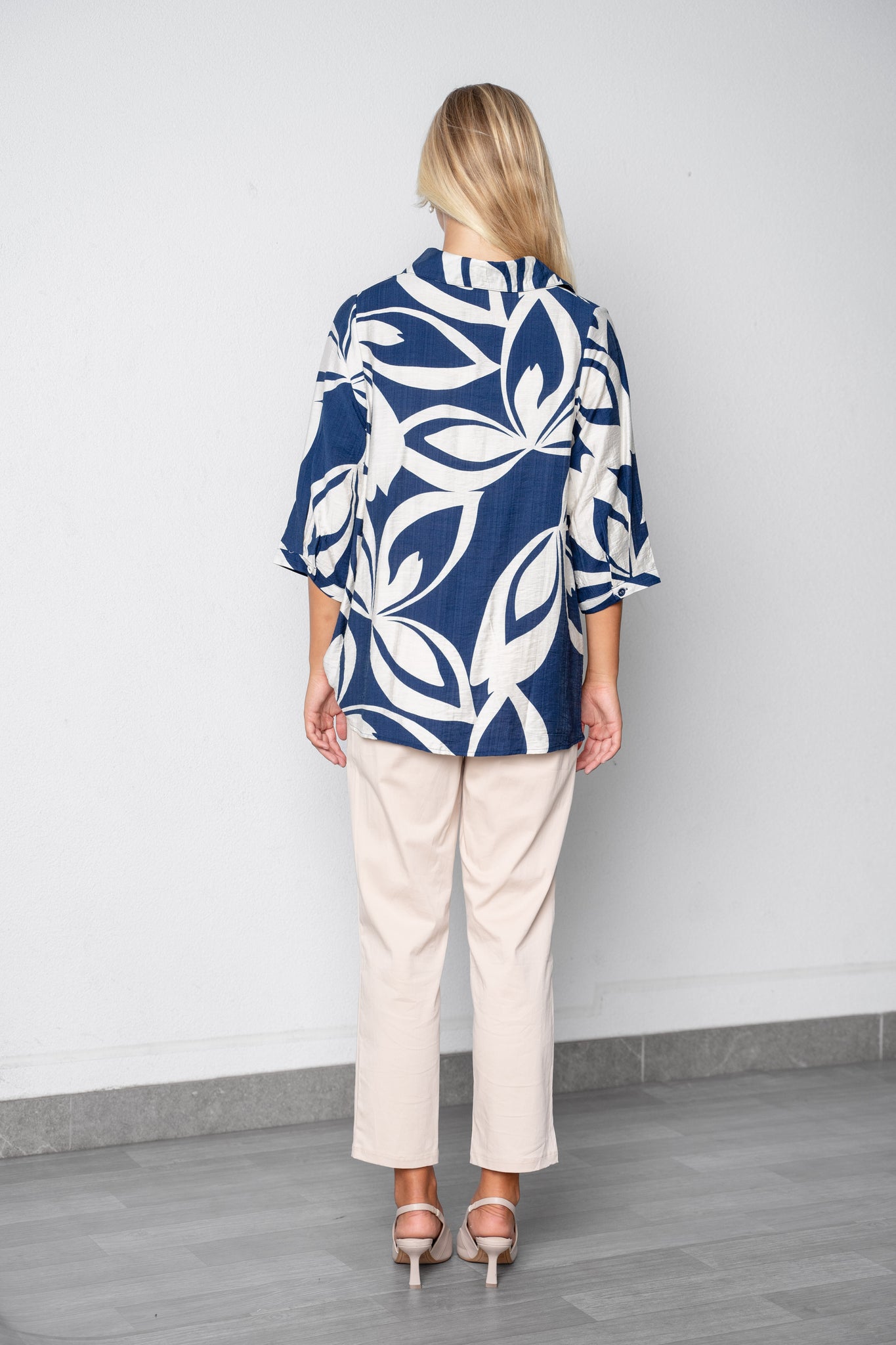 WILLOW TREE ABSTRACT PRINT BLOUSE