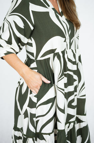 WILLOW TREE ABSTRACT PRINT TRIM TIERED DRESS